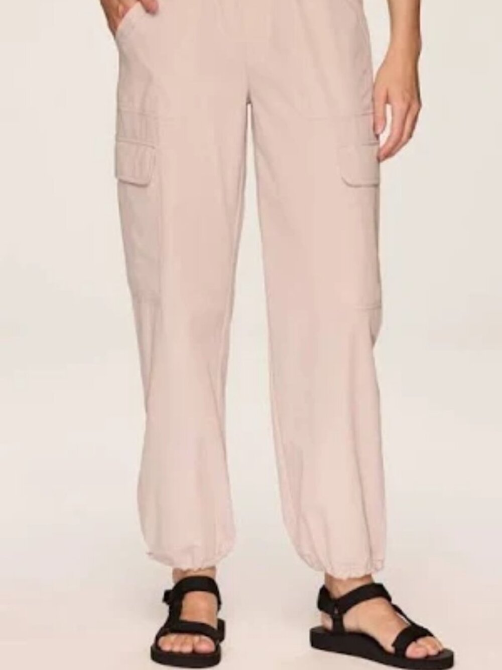 Avalanche Women's Reese Woven Cargo Joggers